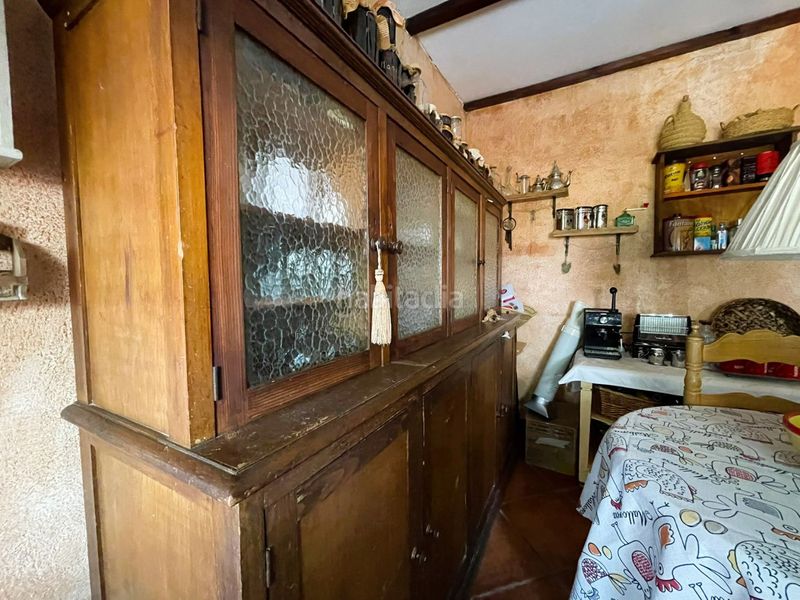 Foto 3135f6b2-08f2-4c5c-befa-16ec3d319fce. Masia amb aparcament a Valdepeñas