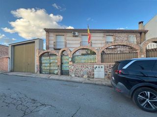 House in Alcolea de Calatrava. Casa en venta en alcolea de calatrava, 5 dormitorios.