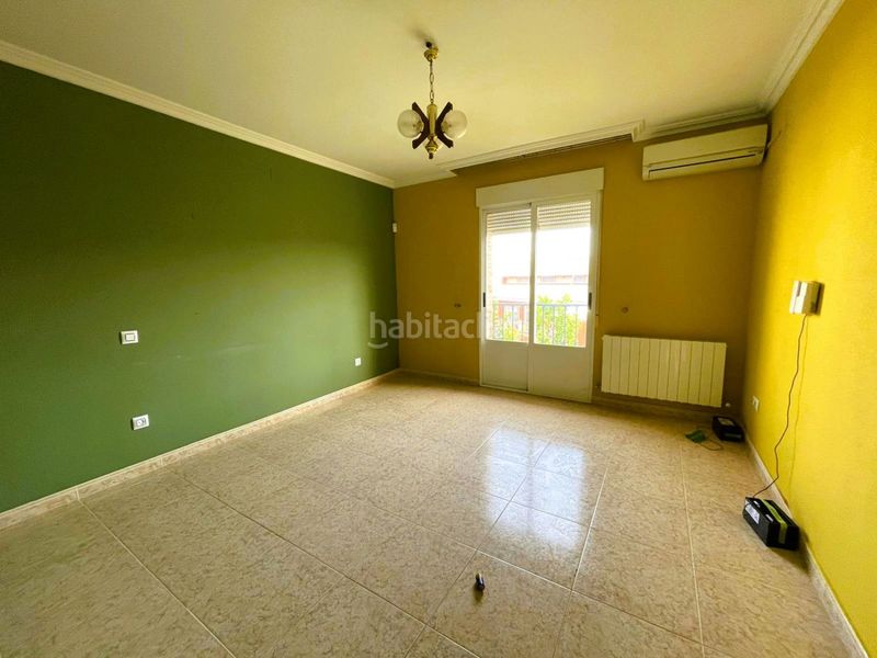 Foto b2fd8e4a-db62-4825-9e46-aaee52be3e11. Casa amb aparcament a Alcolea de Calatrava