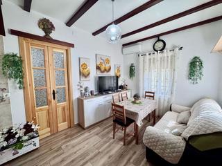 Casa a N/a. Casa en venta en baños del peral, 2 dormitorios.