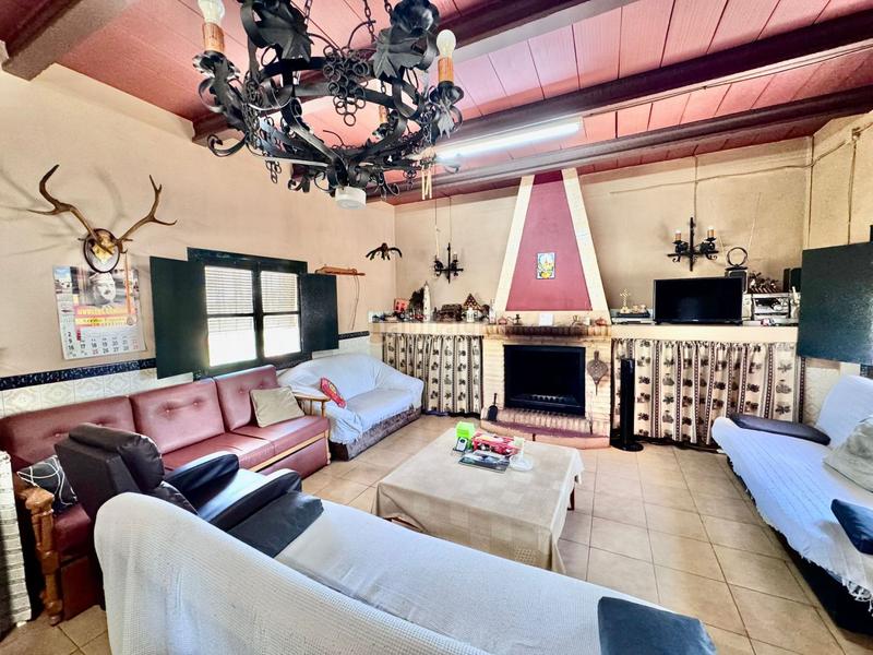 Foto c39063e5-e1f5-46bc-bd4c-914ce5c46328. Masia a Membrilla