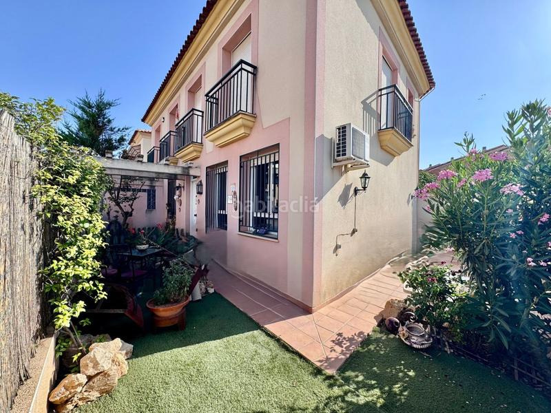 Foto 77a85d85-7a9d-44b0-a67f-cc6fc2359939. Casa a schiera con riscaldamento parcheggio in Valdepeñas