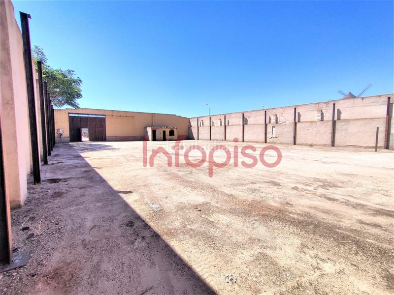 Foto 846b3cc9-8133-4825-b0a9-9e7190889e8a. Alquiler solar industrial parc. ind. en alquiler en polígono industrial viejo. en Valdepeñas