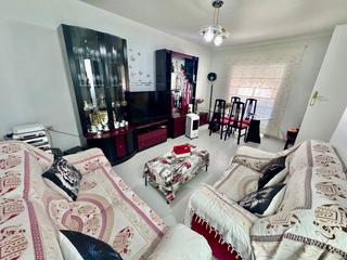 Casa a Valdepeñas. Casa en venta en valdepeñas, 5 dormitorios.
