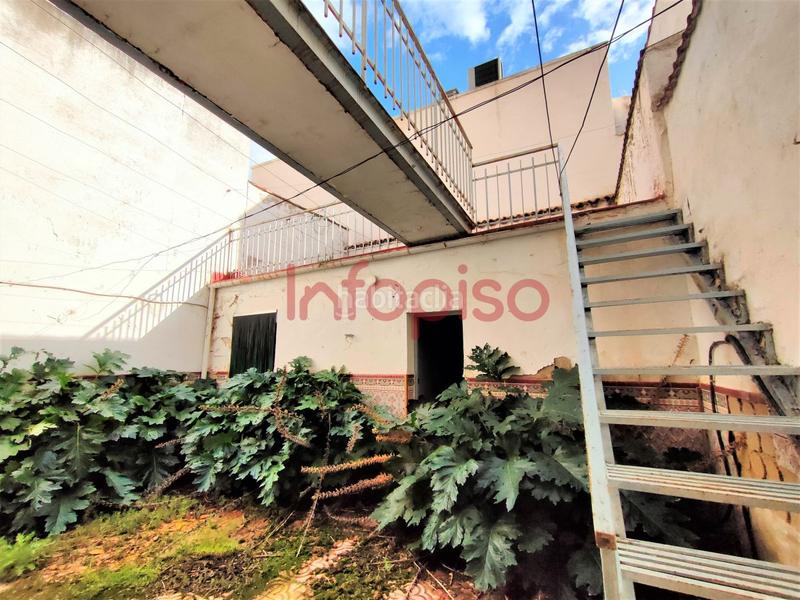 Foto e2e87639-5c11-4010-a510-3e7612f1dfb8. Casa  en venta en centro salud. en Valdepeñas