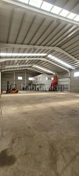 Foto 5ff9ebdf-660a-46a9-95ab-56186d36673a. Capannone industriale in Valdepeñas