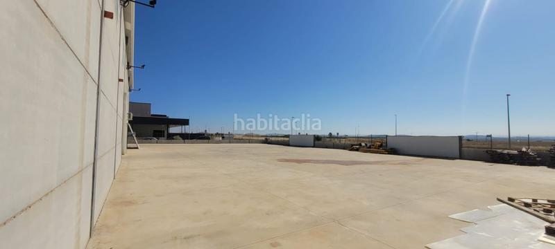 Foto 6be4e629-4ef9-46f9-956b-2fe59aa73361. Capannone industriale in Valdepeñas