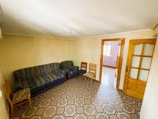 Appartement à Valdepeñas. Piso en venta en hospital, 2 dormitorios.