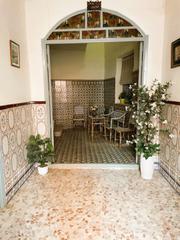 Haus in Valdepeñas. Casa en venta en seis de junio, 5 dormitorios.