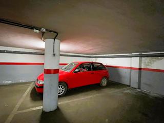 Miete Autoparkplatz in Juan alcaide 36. Garaje en alquiler en centro.