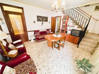 Casa in Torrenueva. Casa en venta en torrenueva, 5 dormitorios.