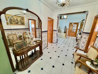 Casa a Valdepeñas. Casa en venta en virgen de fátima, 4 dormitorios.