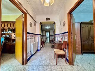 Casa a Valdepeñas. Casa en venta en barrio lucero, 3 dormitorios.