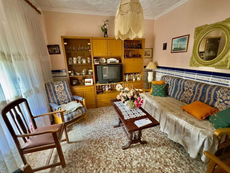 Foto 29cc237f-f5f9-4c02-82e7-5e9792883020. Haus mit heizung in Valdepeñas