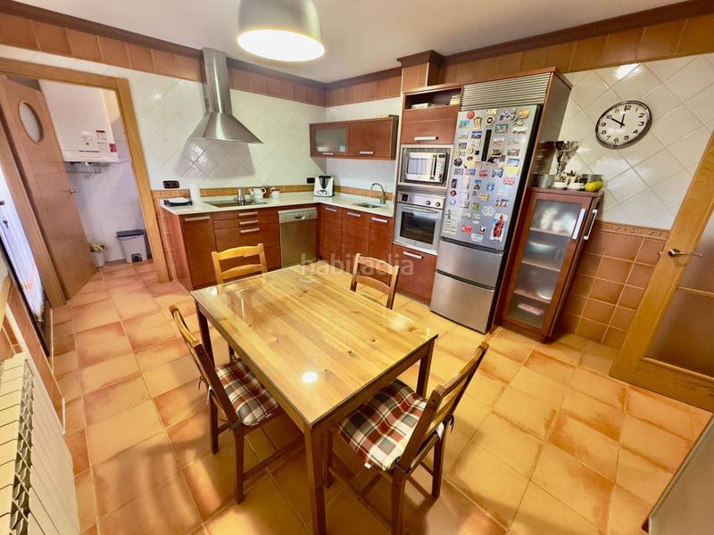 Foto 51b9715a-91a6-438a-87f3-2bb190dcd63c. Chalet  en venta en nuevo , 5 dormitorios. en Valdepeñas