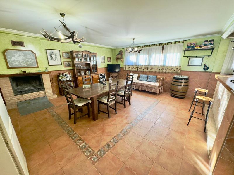 Foto a9eff513-473c-478f-952f-f0b79cc8594f. Chalet  en venta en nuevo , 5 dormitorios. en Valdepeñas