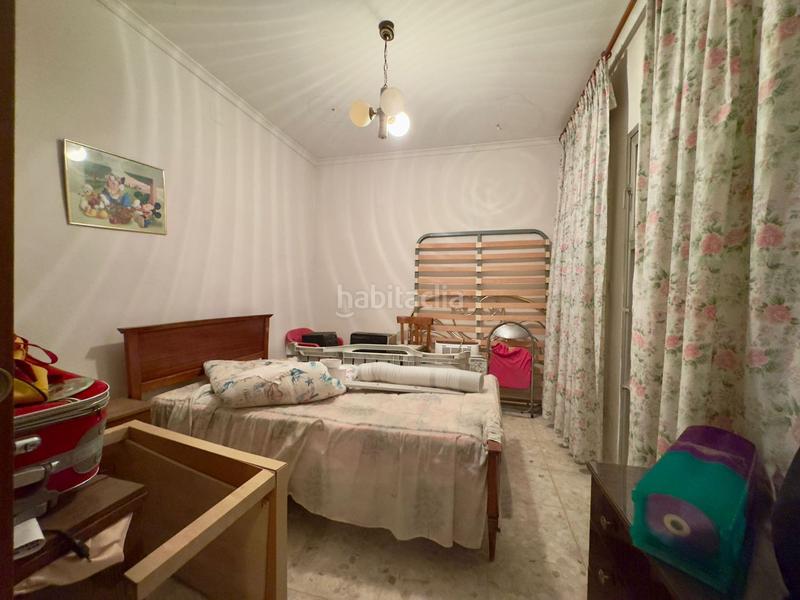 Foto 1aab734a-9a5e-48a4-9774-f74184f3b25f. Piso  en venta en barrio de los llanos, 6 dormitorios. en Valdepeñas