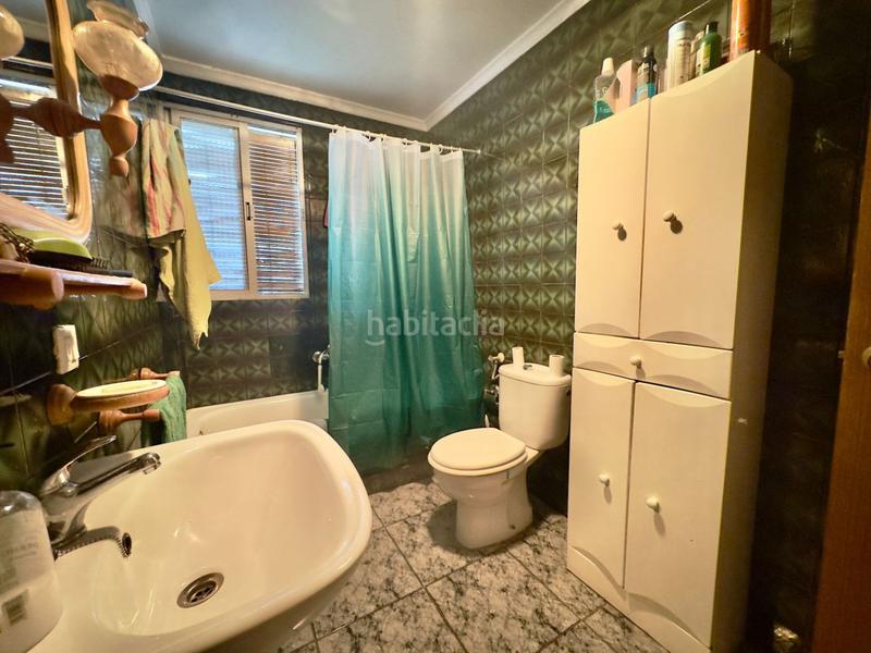 Foto 542c8160-61a3-4da5-9908-90f1b61e1e94. Piso  en venta en barrio de los llanos, 6 dormitorios. en Valdepeñas