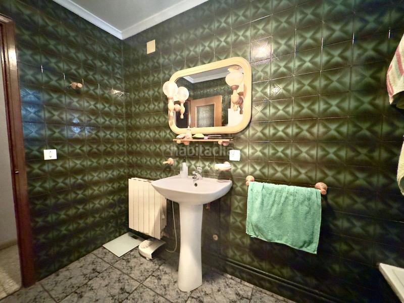 Foto 5d9763a1-c56e-4161-a4ad-9e1130af8239. Piso  en venta en barrio de los llanos, 6 dormitorios. en Valdepeñas