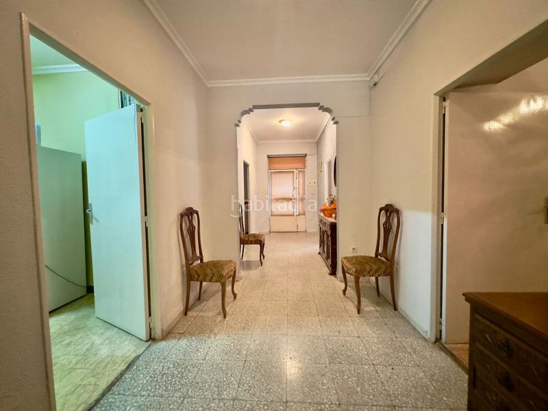 Foto 73c7282b-8940-44b9-9ad3-432978c154d5. Piso  en venta en barrio de los llanos, 6 dormitorios. en Valdepeñas