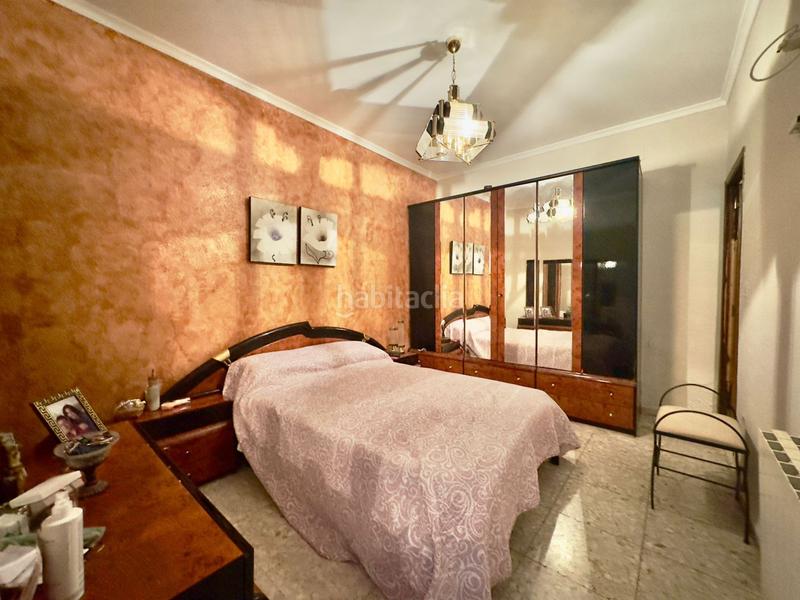 Foto 86aec081-cafb-4498-b358-f426af82f5a1. Piso  en venta en barrio de los llanos, 6 dormitorios. en Valdepeñas