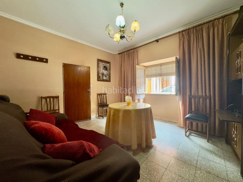 Foto 8d836be2-9467-4d5a-9bd4-25931c493ceb. Piso  en venta en barrio de los llanos, 6 dormitorios. en Valdepeñas