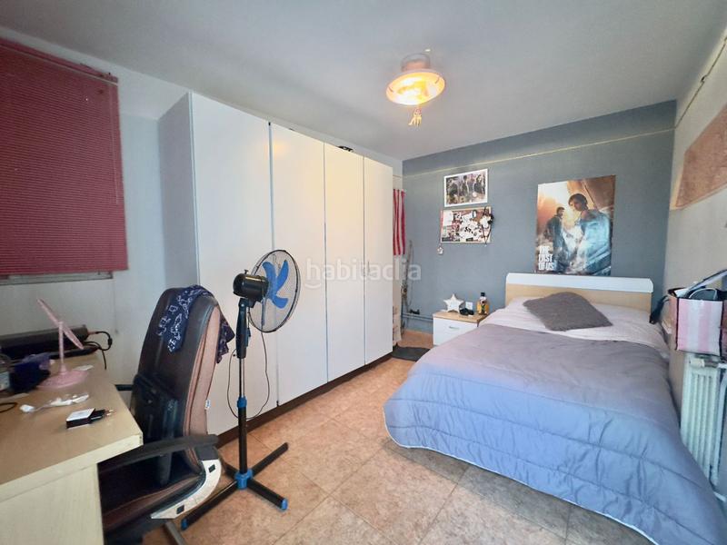 Foto 9bcef358-20e7-4079-9b0a-36fd420a95ce. Piso  en venta en barrio de los llanos, 6 dormitorios. en Valdepeñas