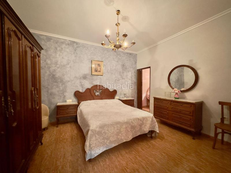 Foto dda65b30-a525-4cb6-a20c-bb5075eb52d3. Piso  en venta en barrio de los llanos, 6 dormitorios. en Valdepeñas