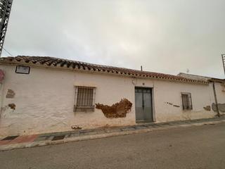 Casa a Valdepeñas. Casa en venta en virgen de fátima, 2 dormitorios.