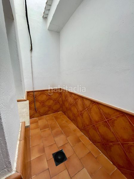 Foto bb24b37e-e4df-44aa-b654-c2da40b0980b. Casa amb calefacció aparcament a Valdepeñas