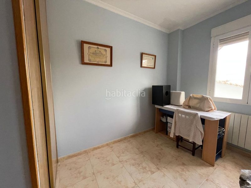 Foto d902130e-fca7-43b9-8252-8227cb02e7aa. Casa amb calefacció aparcament a Valdepeñas