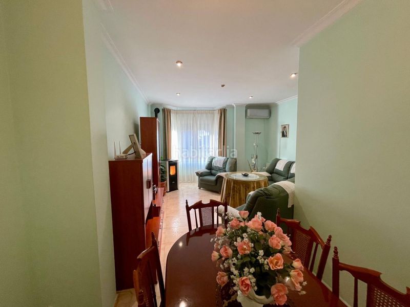 Foto e8a95c54-a956-4216-acde-d3a3e75c8366. Casa amb calefacció aparcament a Valdepeñas