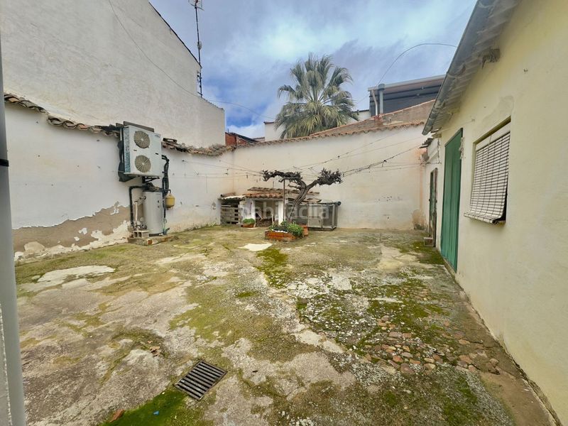 Foto 15a052d3-135a-466a-8148-7dbf62f28812. Casa amb calefacció aparcament a Valdepeñas