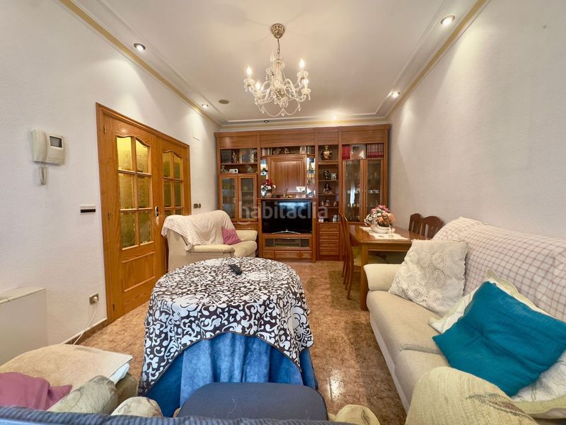 Foto 2e152f7d-2be2-46a0-ae4e-ca92b1277625. Casa amb calefacció aparcament a Valdepeñas