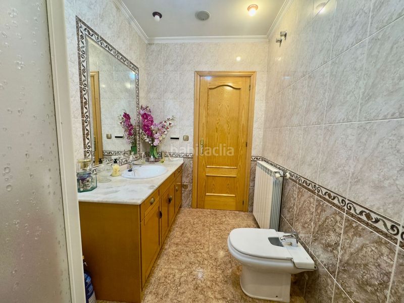 Foto 3bb2f7b1-87cd-4845-b2ce-0538371ba305. Casa amb calefacció aparcament a Valdepeñas