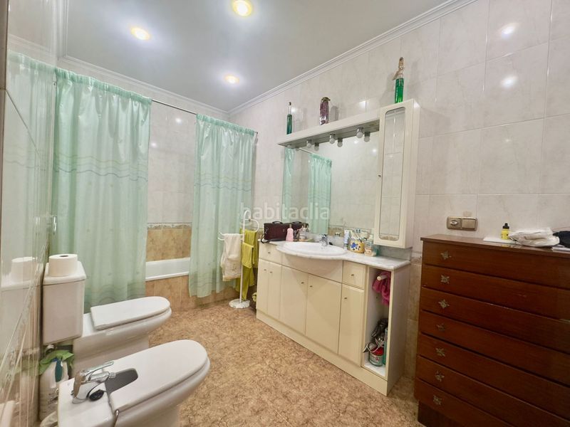 Foto 86e885a9-0283-438e-bd57-48f085e41f4e. Casa amb calefacció aparcament a Valdepeñas