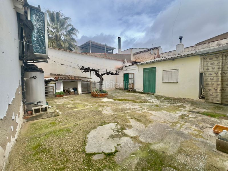 Foto 8ec254ef-a4e3-4a57-9e7f-e8b2a45b2c8b. Casa amb calefacció aparcament a Valdepeñas