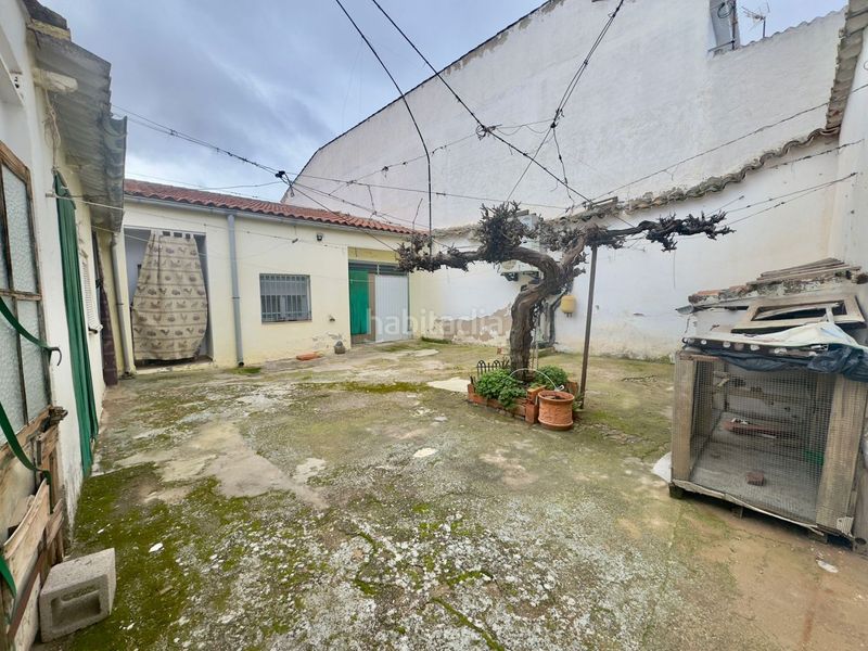 Foto e35ec4f2-a405-4d6b-a50d-bf93e3c86b50. Casa amb calefacció aparcament a Valdepeñas