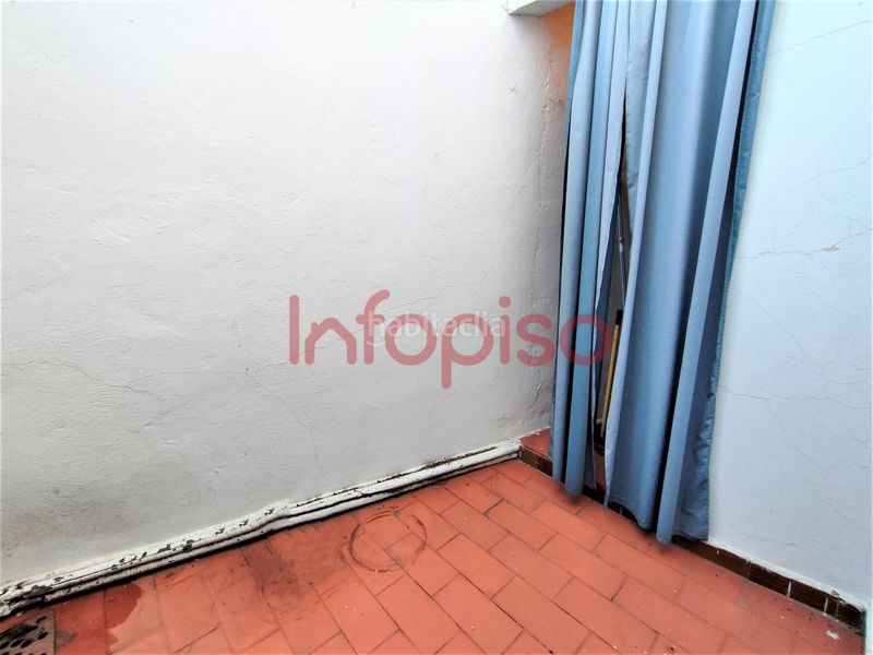 Foto 1a0f5134-6b15-4b98-83a6-1686be08d7ca. Casa amb calefacció aparcament a Valdepeñas