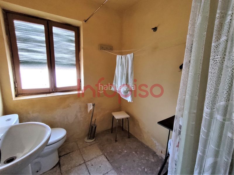 Foto 573eefb8-4d76-4f1f-bc83-308504c02b81. Casa amb calefacció aparcament a Valdepeñas