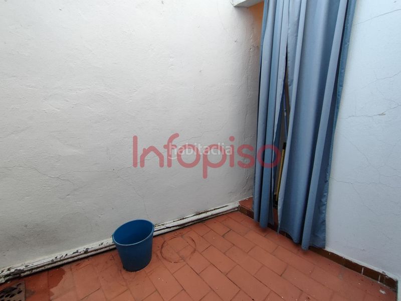 Foto b00a08d6-16eb-48c4-ac6c-07f989051519. Casa amb calefacció aparcament a Valdepeñas