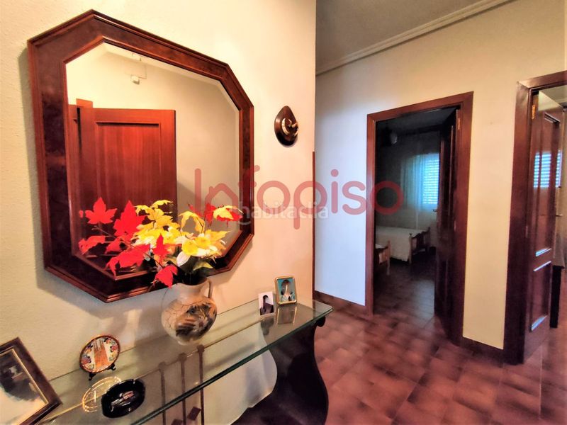 Foto 8a8b6b18-8830-4c29-a983-fe996975b10a. Casa amb calefacció aparcament a Valdepeñas