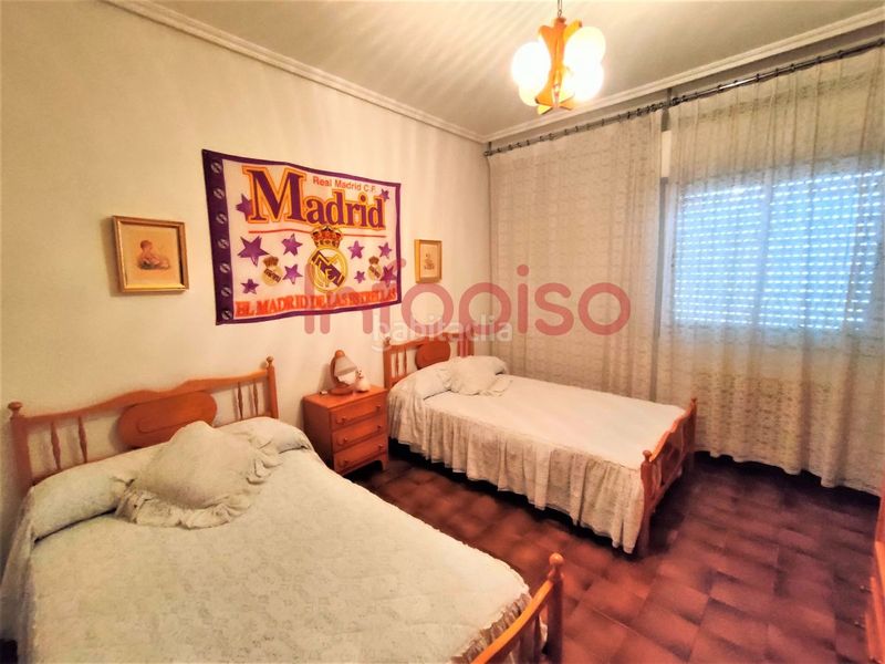 Foto e0b78b84-af66-4a67-83f9-1536b9e410be. Casa amb calefacció aparcament a Valdepeñas