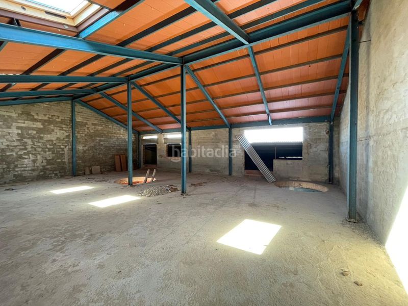 Foto 0804bc0f-250d-4d82-8b10-405499cfc906. Casa amb aparcament a Valdepeñas