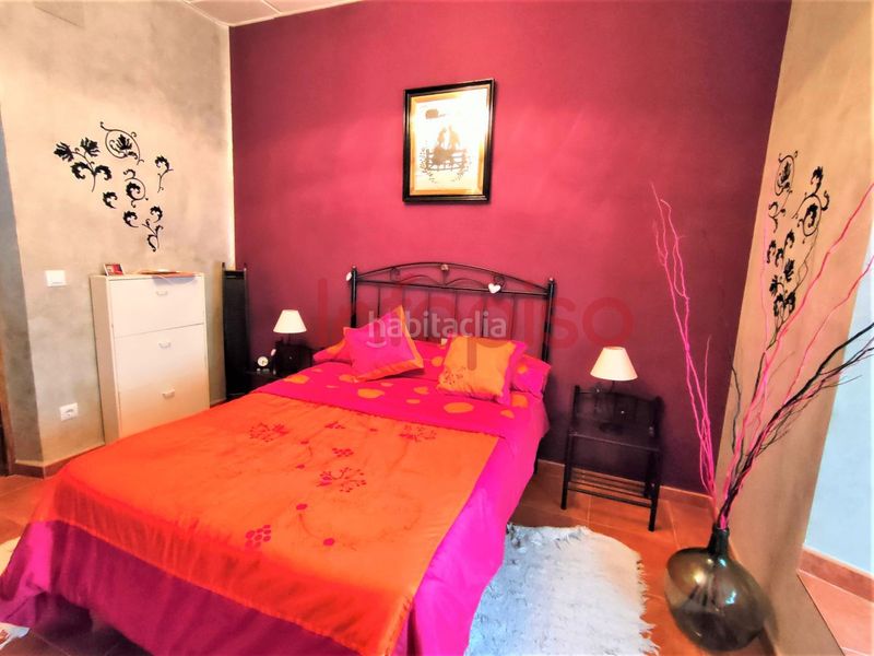 Foto aebc9ffb-69b3-4a90-93ff-60bc9adb1e82. Masia a Almuradiel