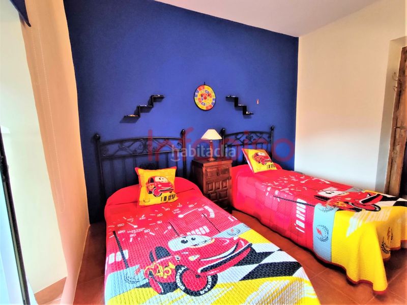 Foto b901c2e1-2cd5-41f3-8e16-90d1265a3529. Masia a Almuradiel