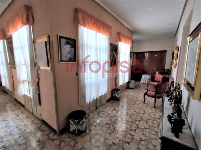 Foto 052cf919-3142-4ce6-a147-c6411b61f133. Casa amb calefacció aparcament a Valdepeñas