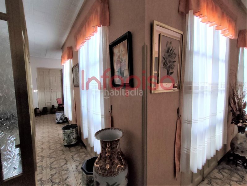 Foto 270b51aa-1042-477b-a882-767935ae6b7c. Casa amb calefacció aparcament a Valdepeñas