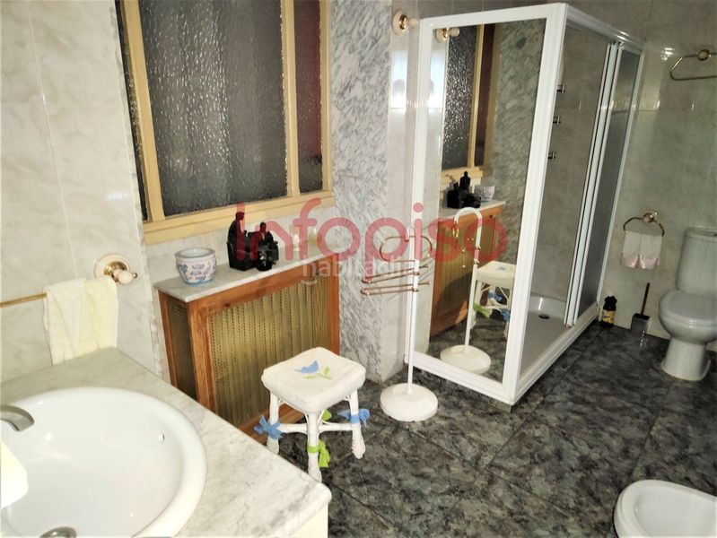 Foto 2f56b0e9-7278-4af9-a9ed-ff630b094d20. Casa amb calefacció aparcament a Valdepeñas