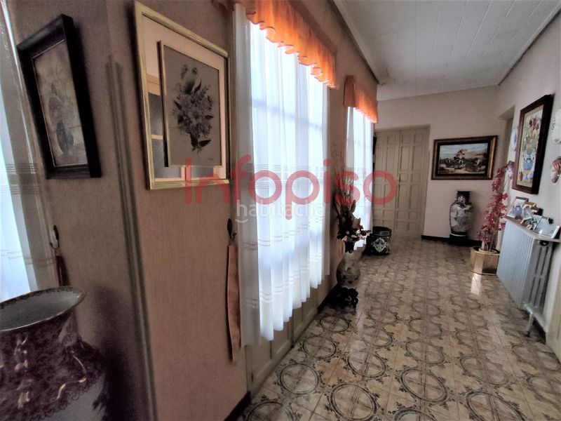 Foto 3d1c3aee-f69c-410c-8d12-316118a79d09. Casa amb calefacció aparcament a Valdepeñas